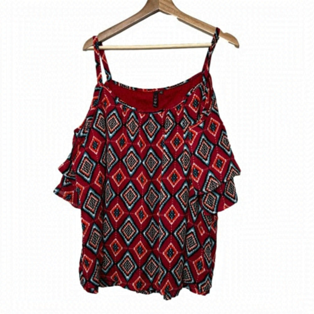 Three Hearts Womens Plus Size 3X Red Geometric Print Cold Shoulder Blouse Ruffle